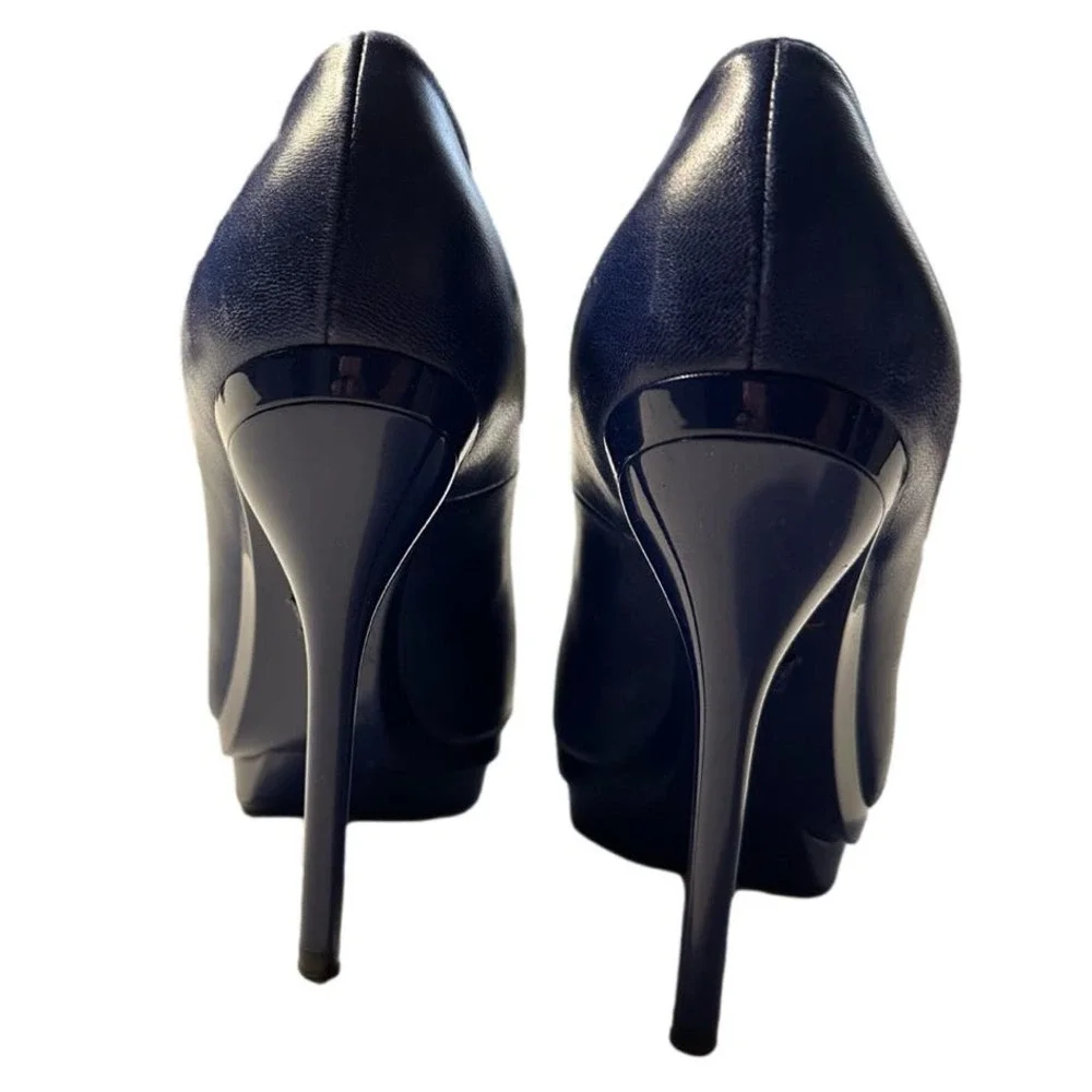 EUC! VERSACE‎ women’s blue leather heels - 36